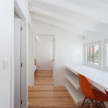 Beguest Fishermans House Trafaria